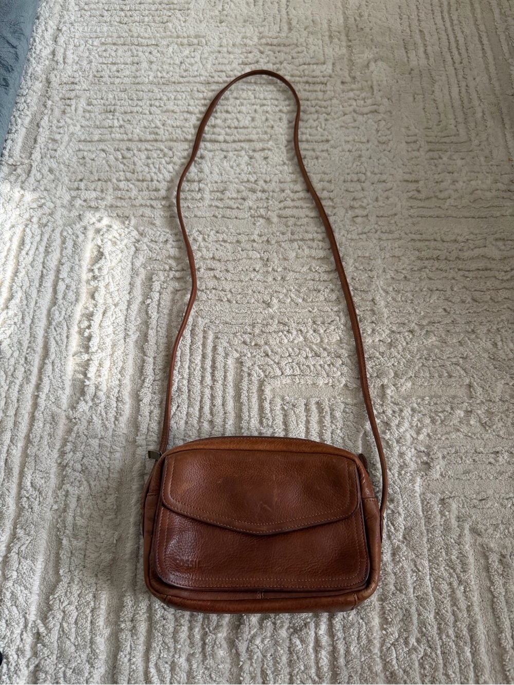 Fossil Classic Brown Leather Crossbody Bag